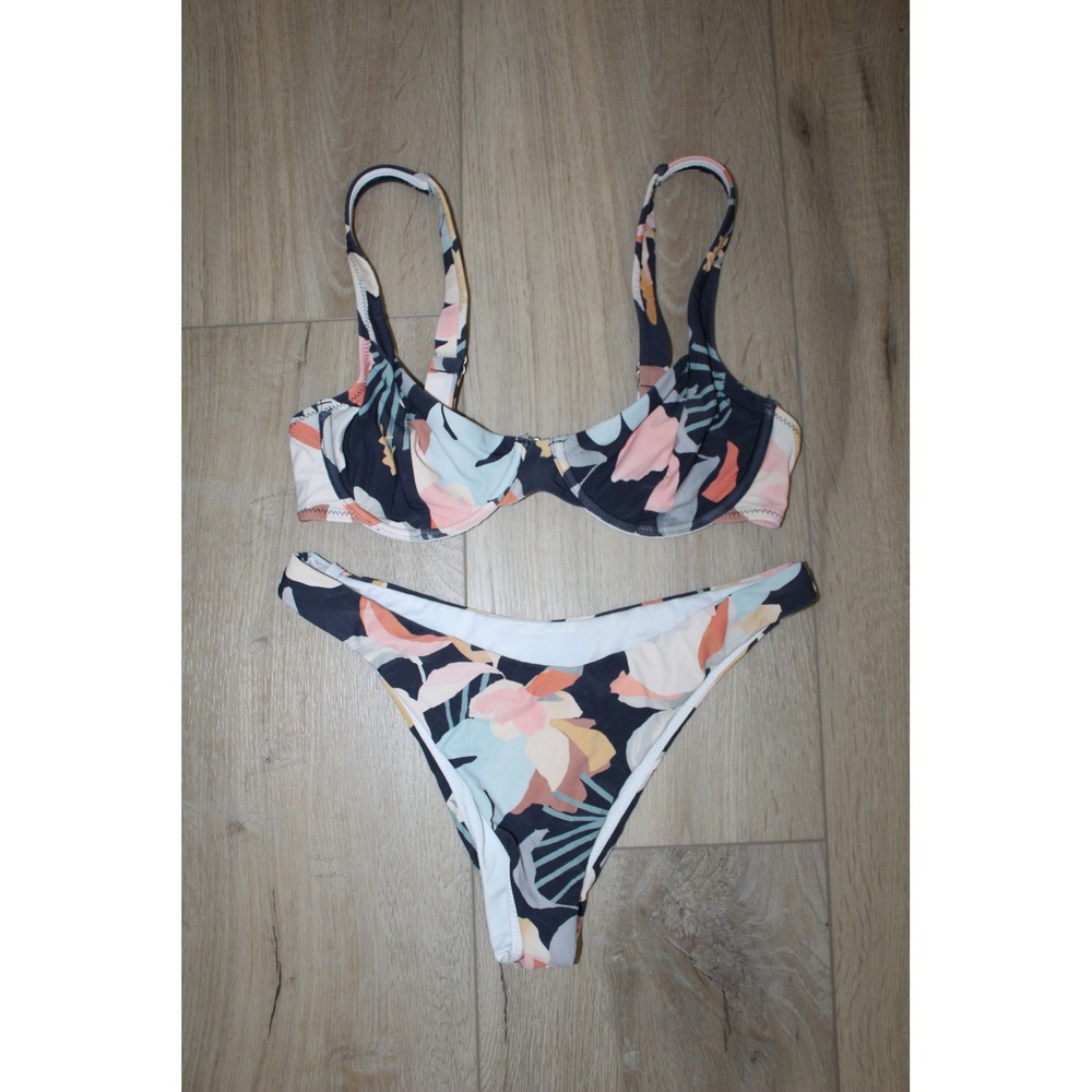 Rhythm Women's Tropical Floral Underwire Bikini Set Navy Peach Small Cheeky